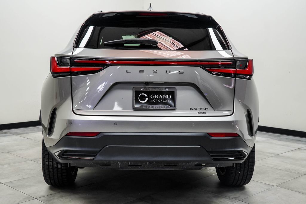 Lexus NX photo 10