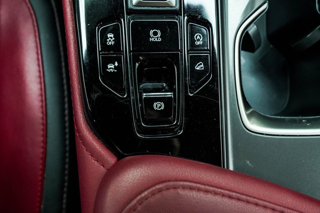 Lexus NX photo 27