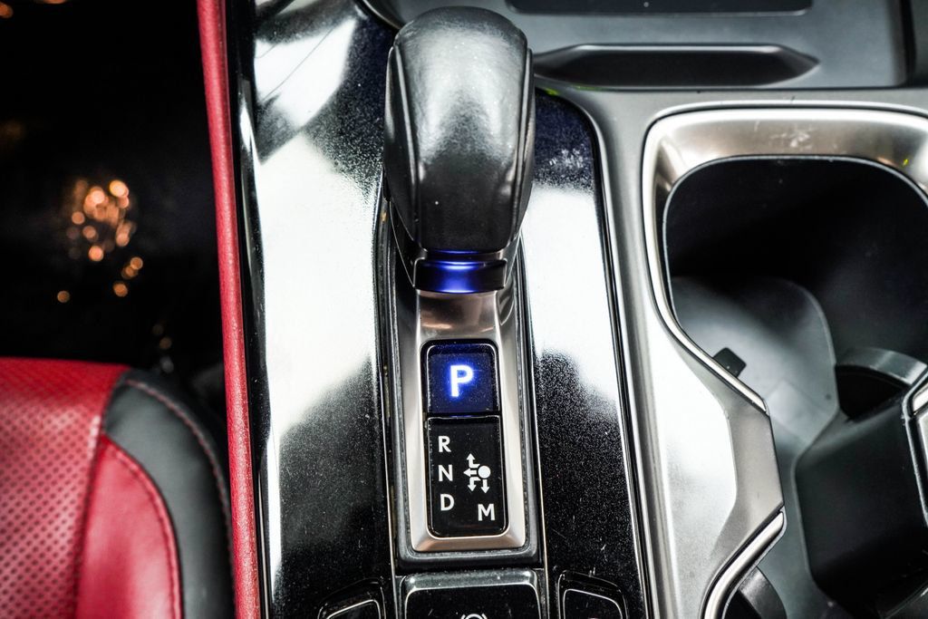 Lexus NX photo 28