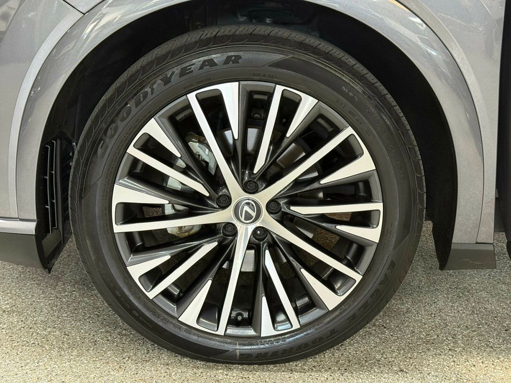 2023 Lexus RX 21" Allow Wheels, Head-Up Display, Traffic Jam Assist - 23047134 - 35
