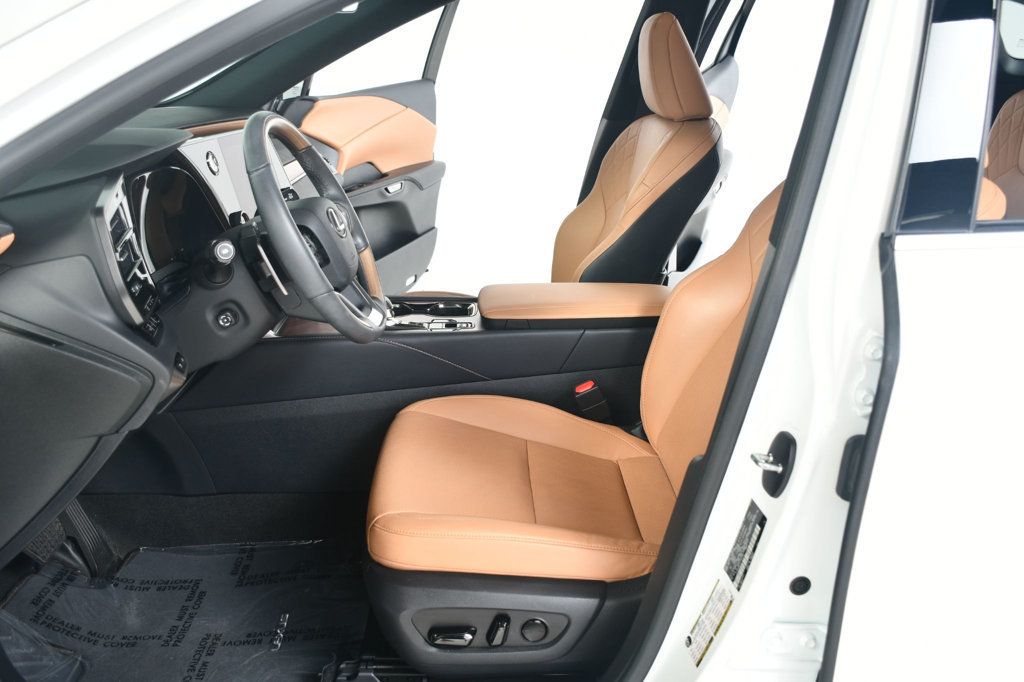 2023 Lexus RX Premium photo 3