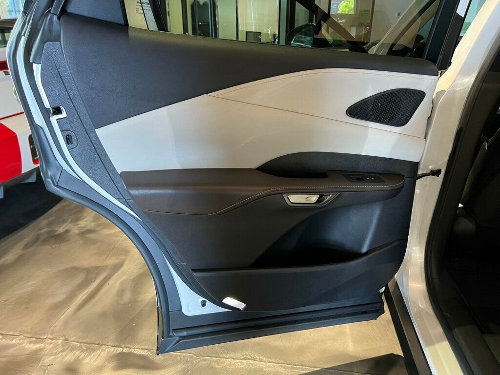 2023 Lexus RX 350/ParkAssist/AppleCarplay/HtdSeats/BlindSpotMonitor/SiriusXM - 22904724 - 23