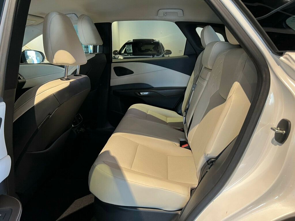 2023 Lexus RX 350/ParkAssist/AppleCarplay/HtdSeats/BlindSpotMonitor/SiriusXM - 22904724 - 24