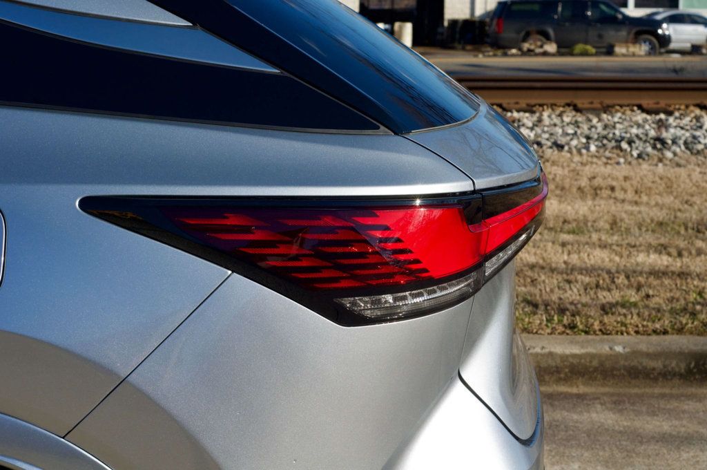 2023 Lexus RX Luxury/Heated&CooledFront&RearSeats/PowerMoonroof/BackupCamera - 22970306 - 9