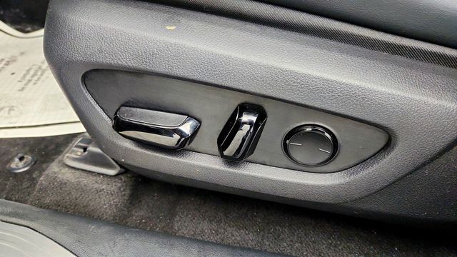 2023 Lexus RX RX 350 F SPORT Handling AWD w/ Triple-Beam LED HLs & 14’’ Screen - 22963433 - 10