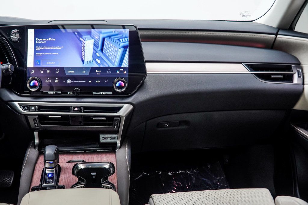 Lexus RX photo 19