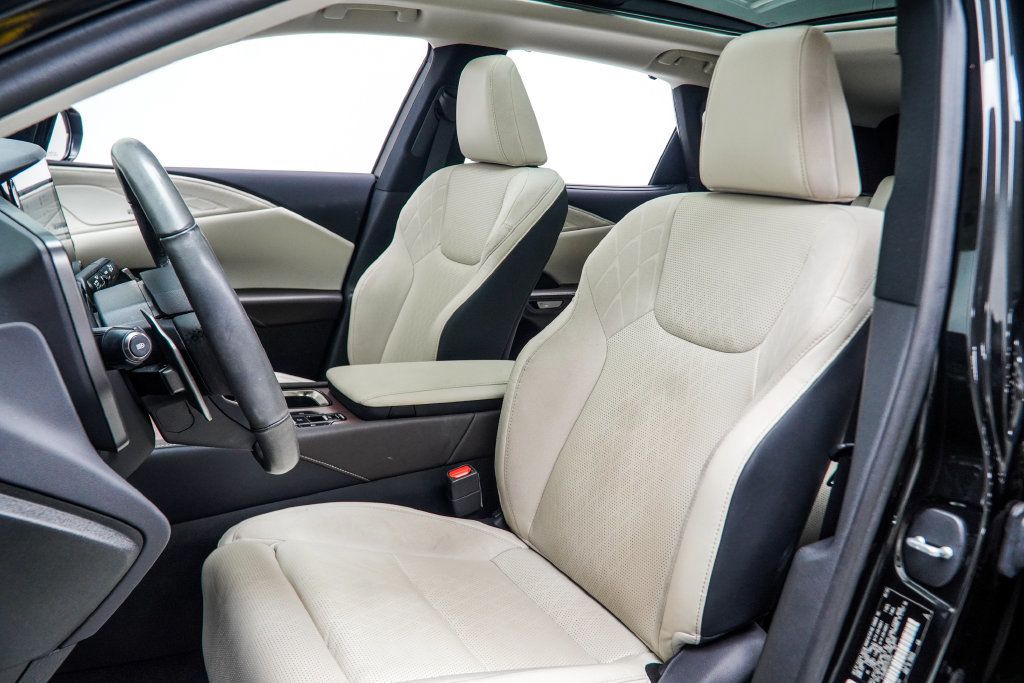 Lexus RX photo 38