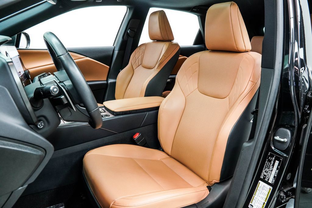 Lexus RX photo 15