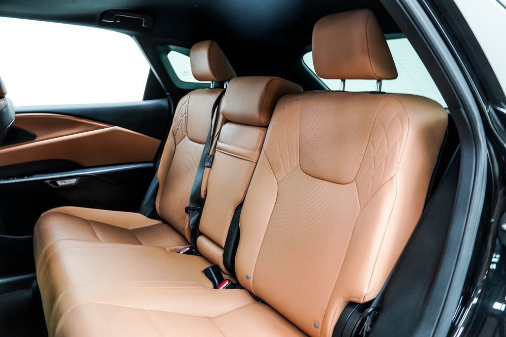 Lexus RX photo 17