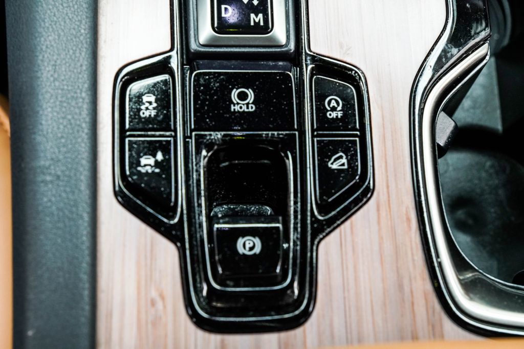 Lexus RX photo 25