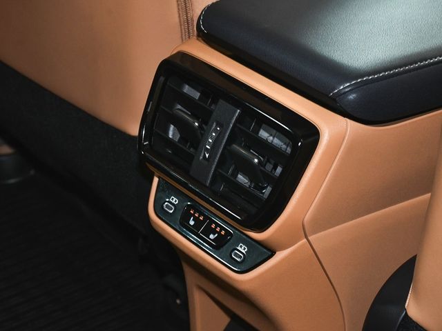 2023 Lexus RZ 450e Luxury - 22964488 - 54