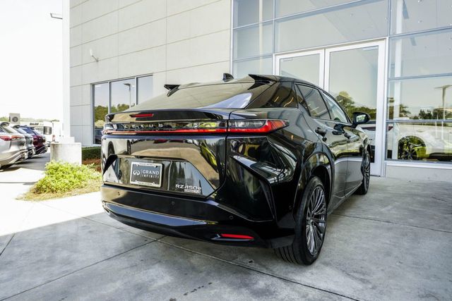 2023 Lexus RZ RZ 450e Luxury AWD - 22993533 - 11