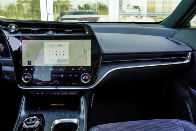 2023 Lexus RZ RZ 450e Luxury AWD - 22993533 - 16