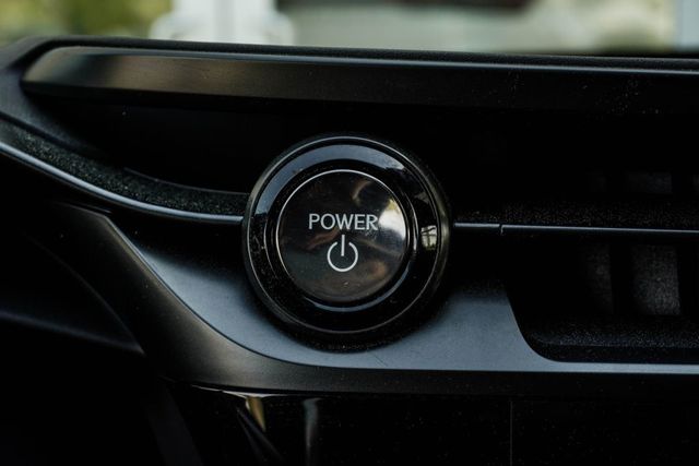 2023 Lexus RZ RZ 450e Luxury AWD - 22993533 - 25