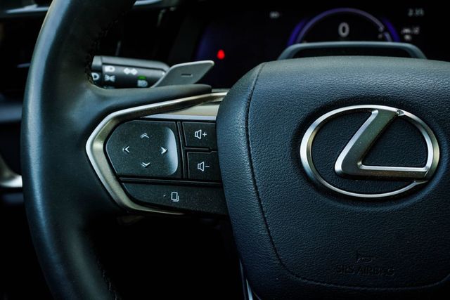 2023 Lexus RZ RZ 450e Luxury AWD - 22993533 - 28