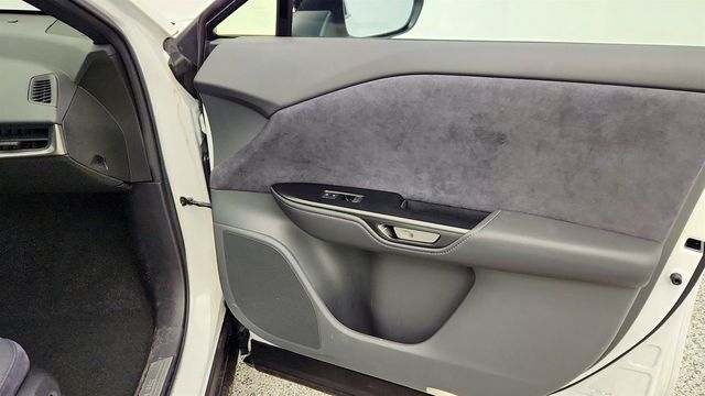 2023 Lexus RZ RZ 450e Luxury AWD w/ Dynamic Sky Panorama Glass Roof - 23000066 - 21