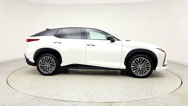 2023 Lexus RZ RZ 450e Luxury AWD w/ Dynamic Sky Panorama Glass Roof - 23000066 - 3