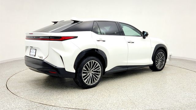 2023 Lexus RZ RZ 450e Luxury AWD w/ Dynamic Sky Panorama Glass Roof - 23000066 - 4