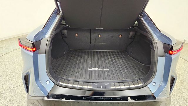 2023 Lexus RZ RZ 450e Luxury AWD w/ Dynamic Sky Roof & Cold Area Pkg - 23047646 - 19