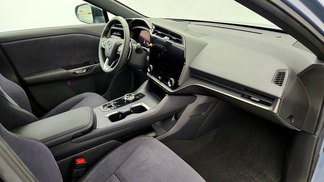 2023 Lexus RZ RZ 450e Luxury AWD w/ Dynamic Sky Roof & Cold Area Pkg - 23047646 - 22