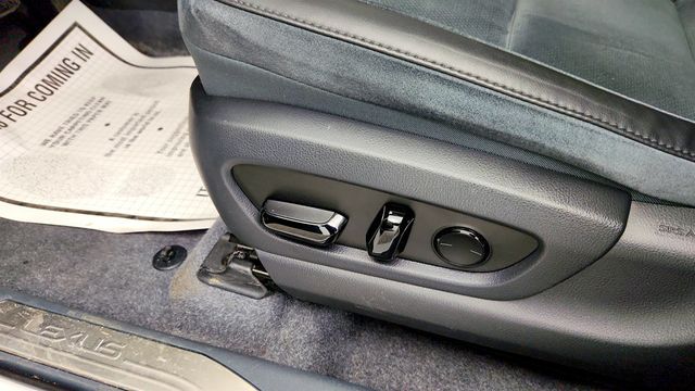 2023 Lexus RZ RZ 450e Luxury AWD w/ Panoramic Glass Roof & Heated Seats - 22999404 - 11