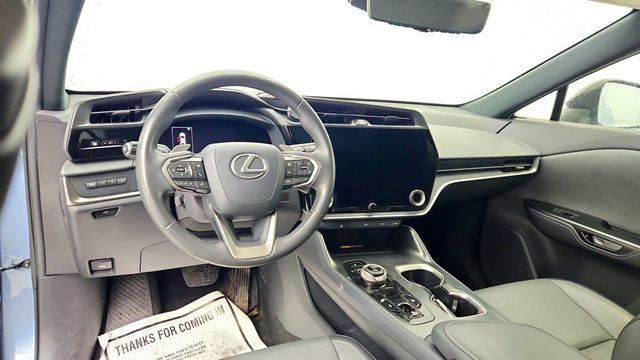 2023 Lexus RZ RZ 450e Premium AWD w/18'' Wheels & Digital Rearview Mirror - 22994308 - 10