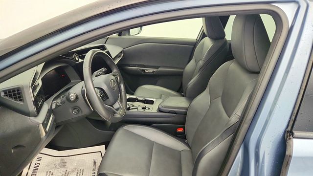 2023 Lexus RZ RZ 450e Premium AWD w/18'' Wheels & Digital Rearview Mirror - 22994308 - 15