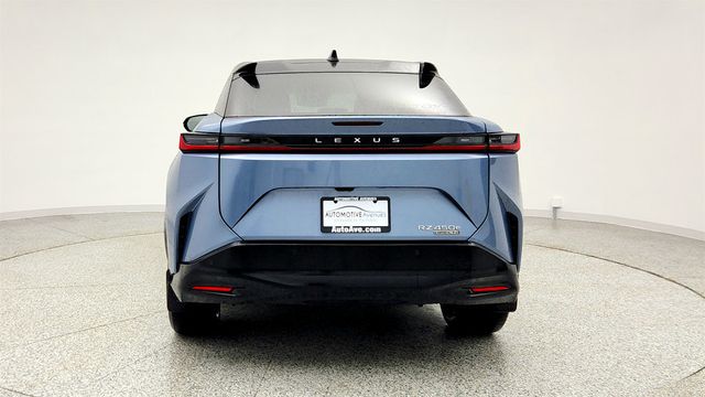 2023 Lexus RZ RZ 450e Premium AWD w/18'' Wheels & Digital Rearview Mirror - 22994308 - 5