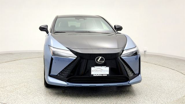 2023 Lexus RZ RZ 450e Premium AWD w/18''' Wheels + Tech & Cold Area Packages - 22994106 - 1