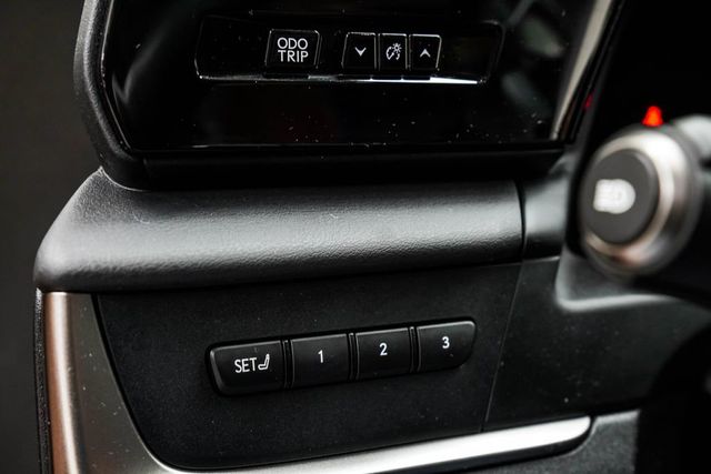 2023 Lexus RZ RZ 450e Premium AWD w/20" Wheels - 22997548 - 29