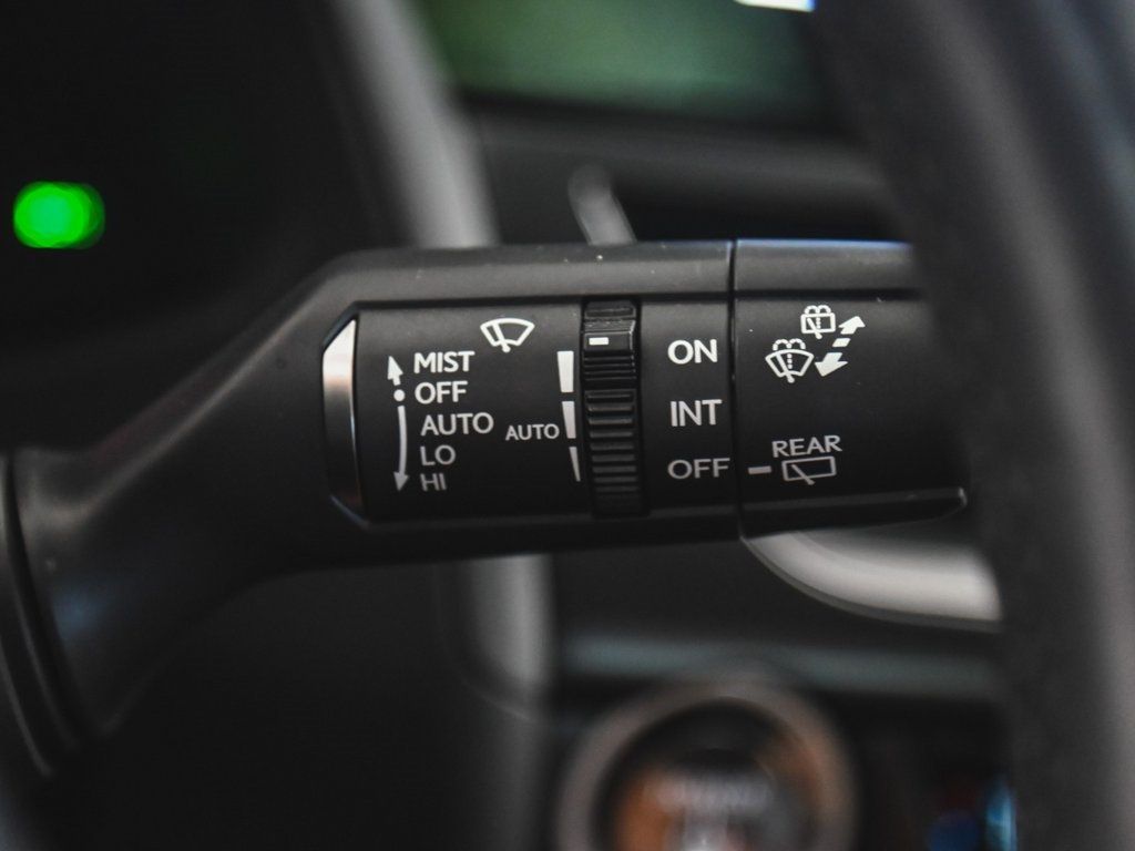 2023 Lexus UX 250h Premium photo 23