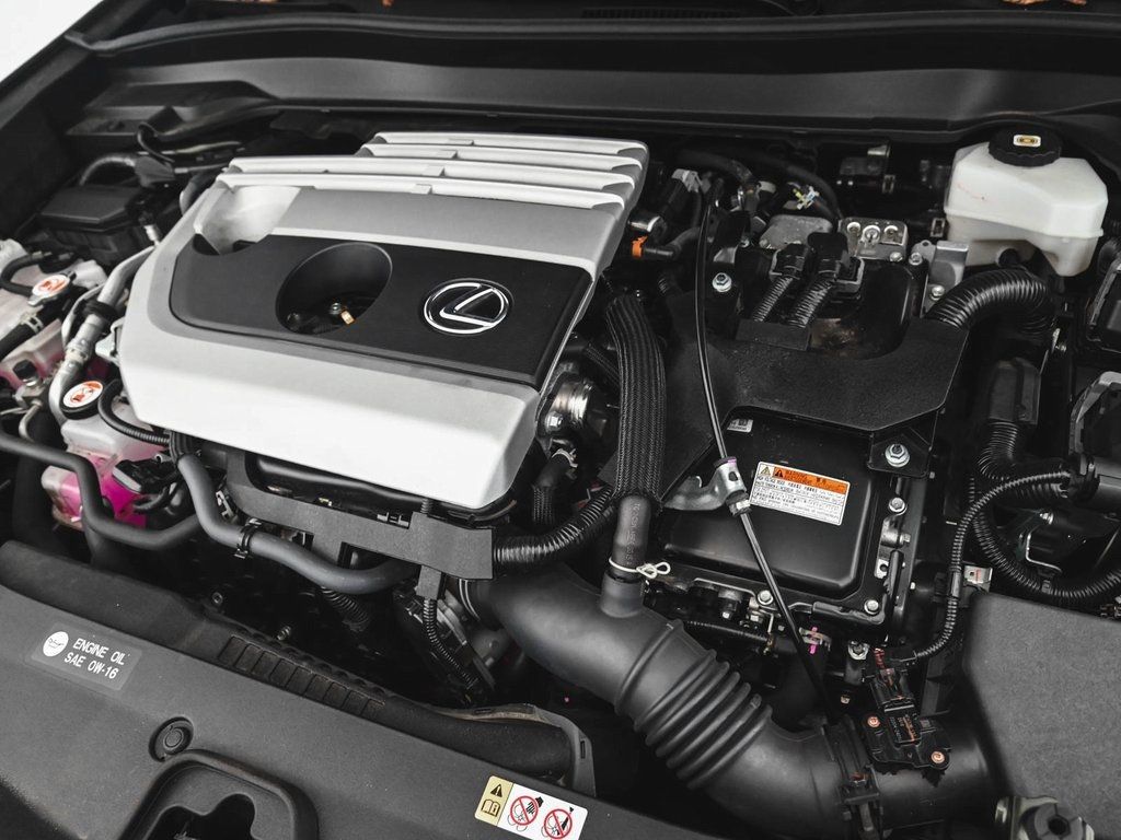 2023 Lexus UX 250h Premium photo 34
