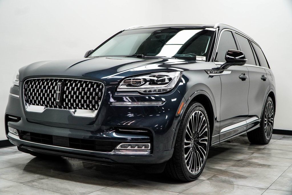 2023 Lincoln Aviator Black Label photo 4