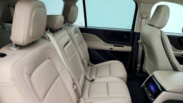 2023 Lincoln Aviator Grand Touring AWD - 22973253 - 21