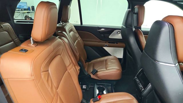 2023 Lincoln Aviator Grand Touring AWD w/ Luxury Pkg, Elements Pkg+ & Revel Ultima 3D - 23003525 - 22