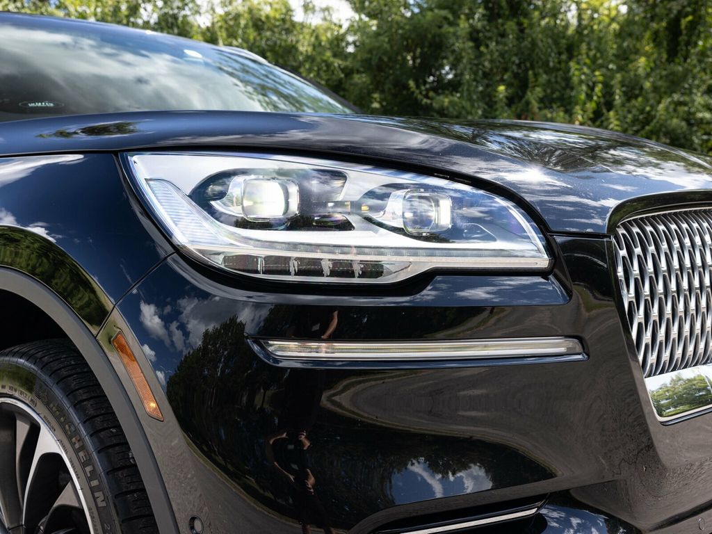 2023 Lincoln Aviator Reserve, Illumination Package, 22" Wheels, Elements Package Plus - 22898785 - 17