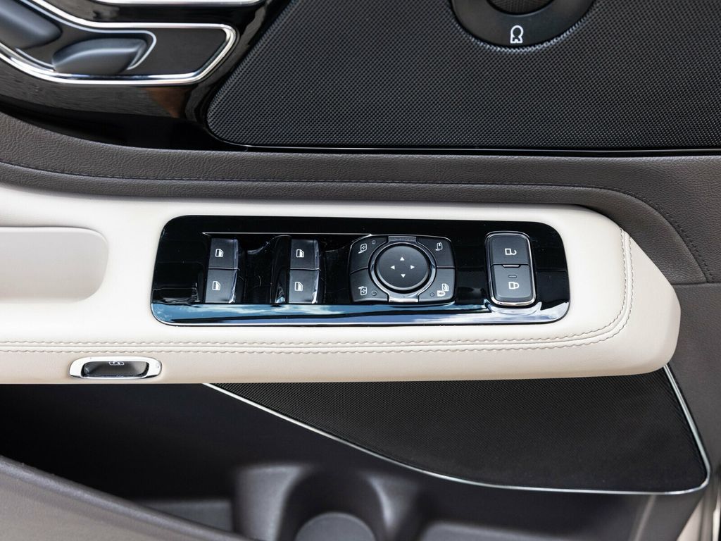 2023 Lincoln Aviator Reserve, Illumination Package, 22" Wheels, Elements Package Plus - 22898785 - 23