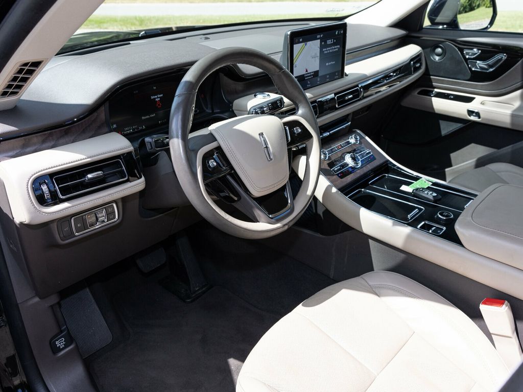 2023 Lincoln Aviator Reserve, Illumination Package, 22" Wheels, Elements Package Plus - 22898785 - 24