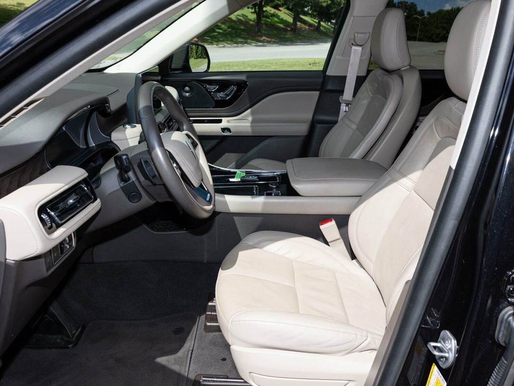 2023 Lincoln Aviator Reserve, Illumination Package, 22" Wheels, Elements Package Plus - 22898785 - 26