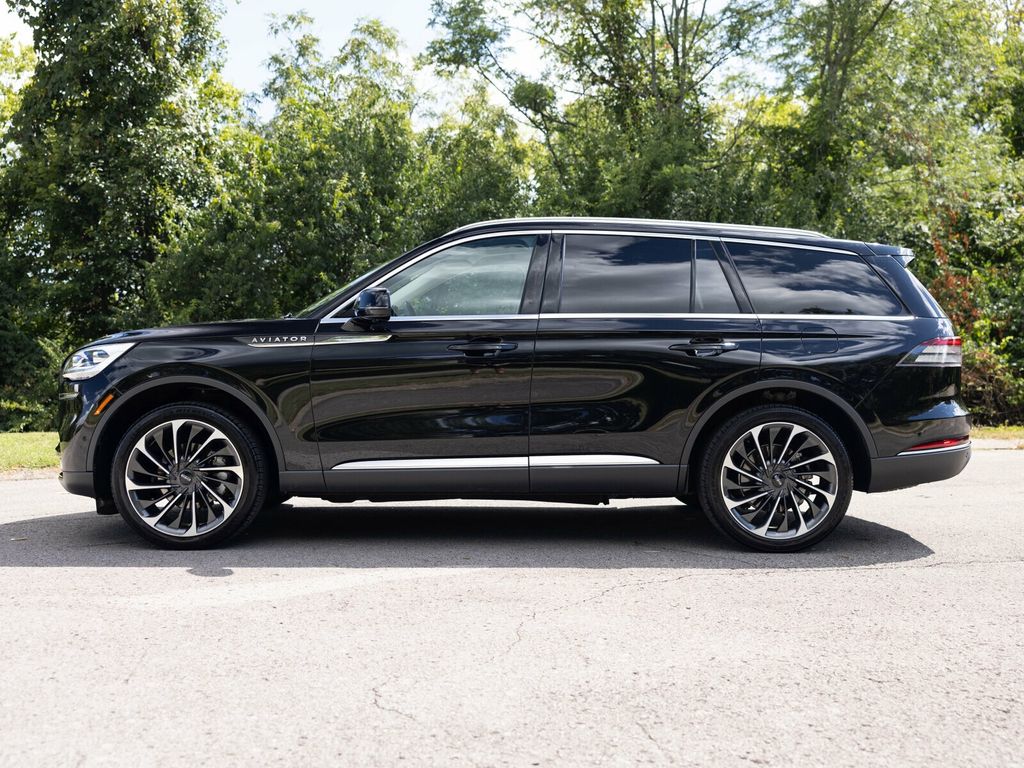 2023 Lincoln Aviator Reserve, Illumination Package, 22" Wheels, Elements Package Plus - 22898785 - 3