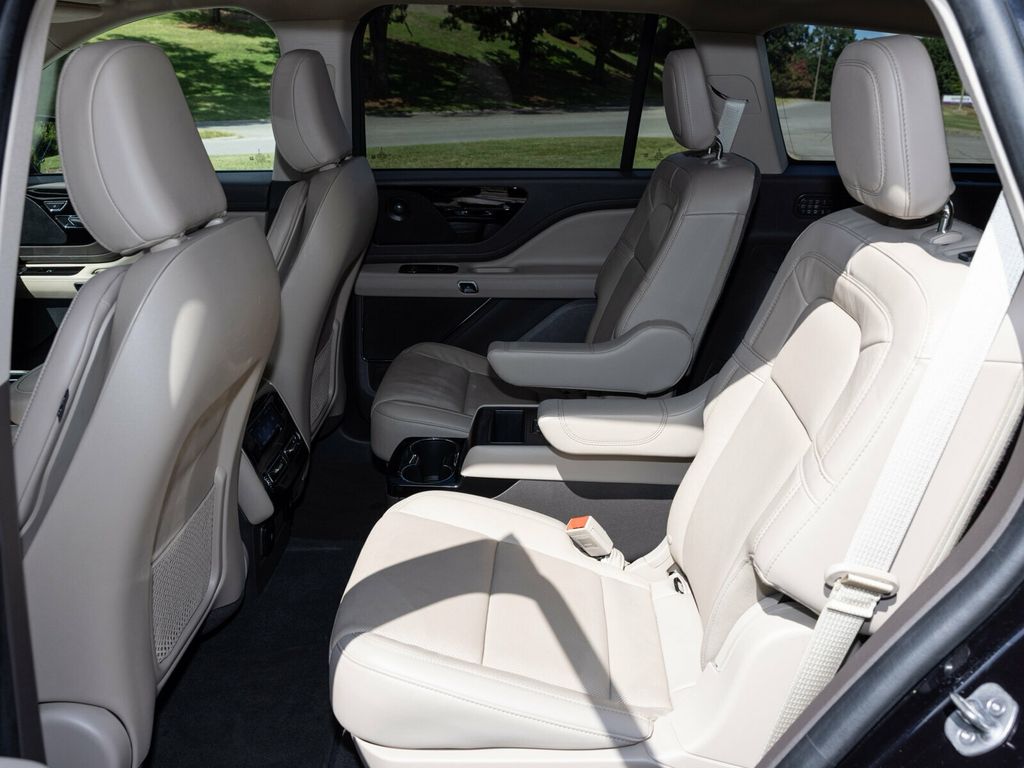 2023 Lincoln Aviator Reserve, Illumination Package, 22" Wheels, Elements Package Plus - 22898785 - 55