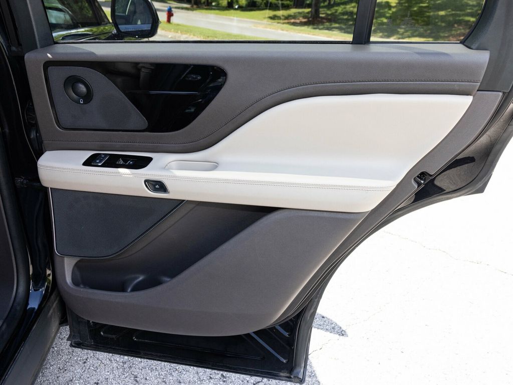 2023 Lincoln Aviator Reserve, Illumination Package, 22" Wheels, Elements Package Plus - 22898785 - 68