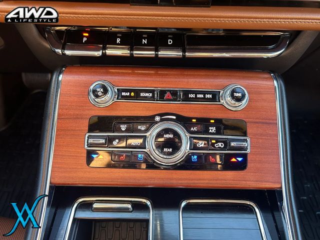 2023 Lincoln Aviator Reserve Sport Utility 4D - 23092234 - 32