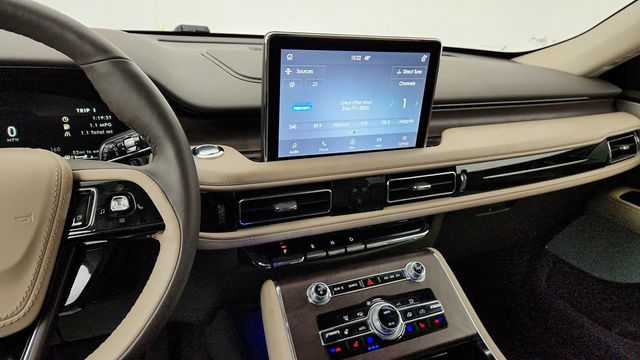2023 Lincoln Aviator Reserve with Equipment 201A, Luxury Package & 22'' Wheels - 22949795 - 16