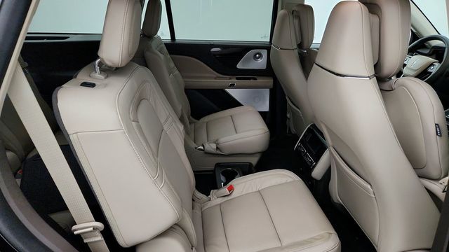 2023 Lincoln Aviator Reserve with Equipment 201A, Luxury Package & 22'' Wheels - 22949795 - 22