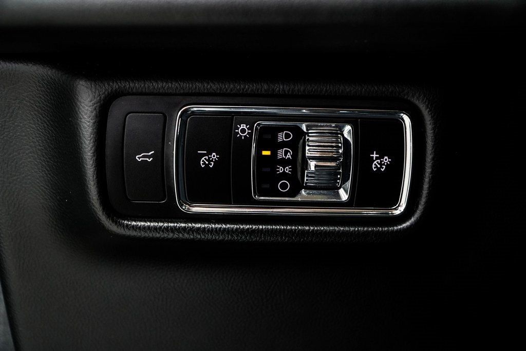 2023 Lincoln Aviator Standard photo 33
