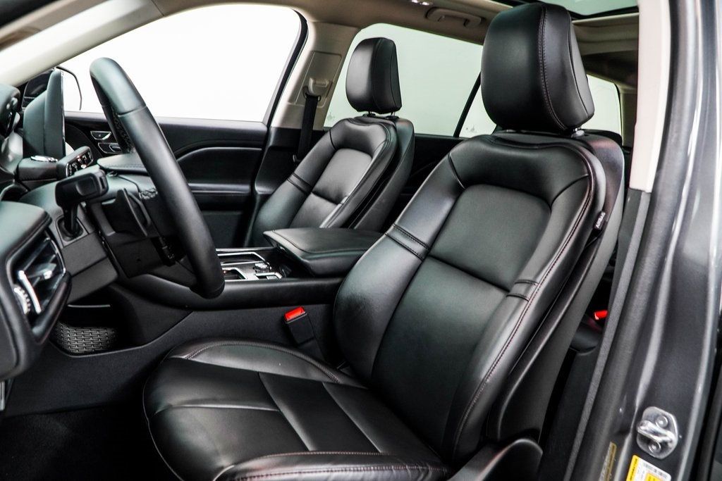 2023 Lincoln Aviator Standard photo 34