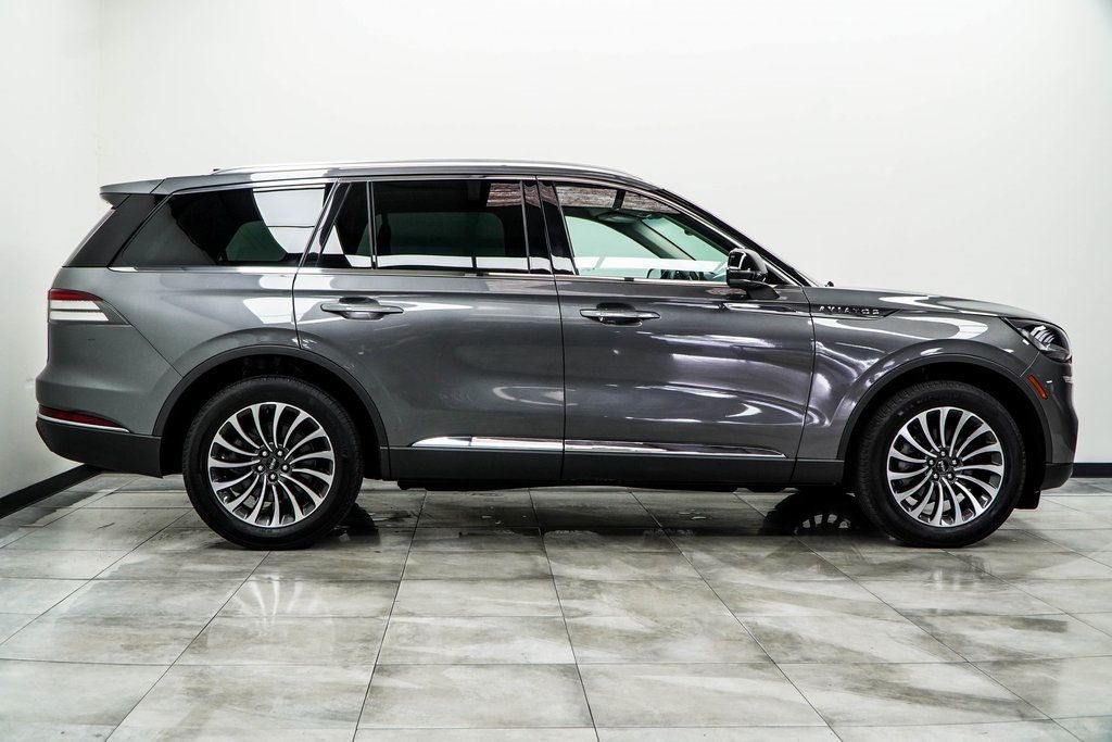 2023 Lincoln Aviator Standard photo 7
