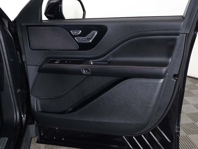 2023 Lincoln Aviator Standard AWD - 22973219 - 23