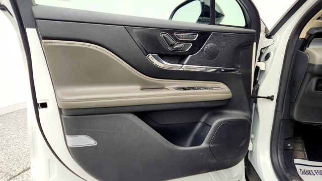 2023 Lincoln Corsair Standard AWD w/ Equipment Group 101A and Co-Pilot360 Vision - 22993422 - 9